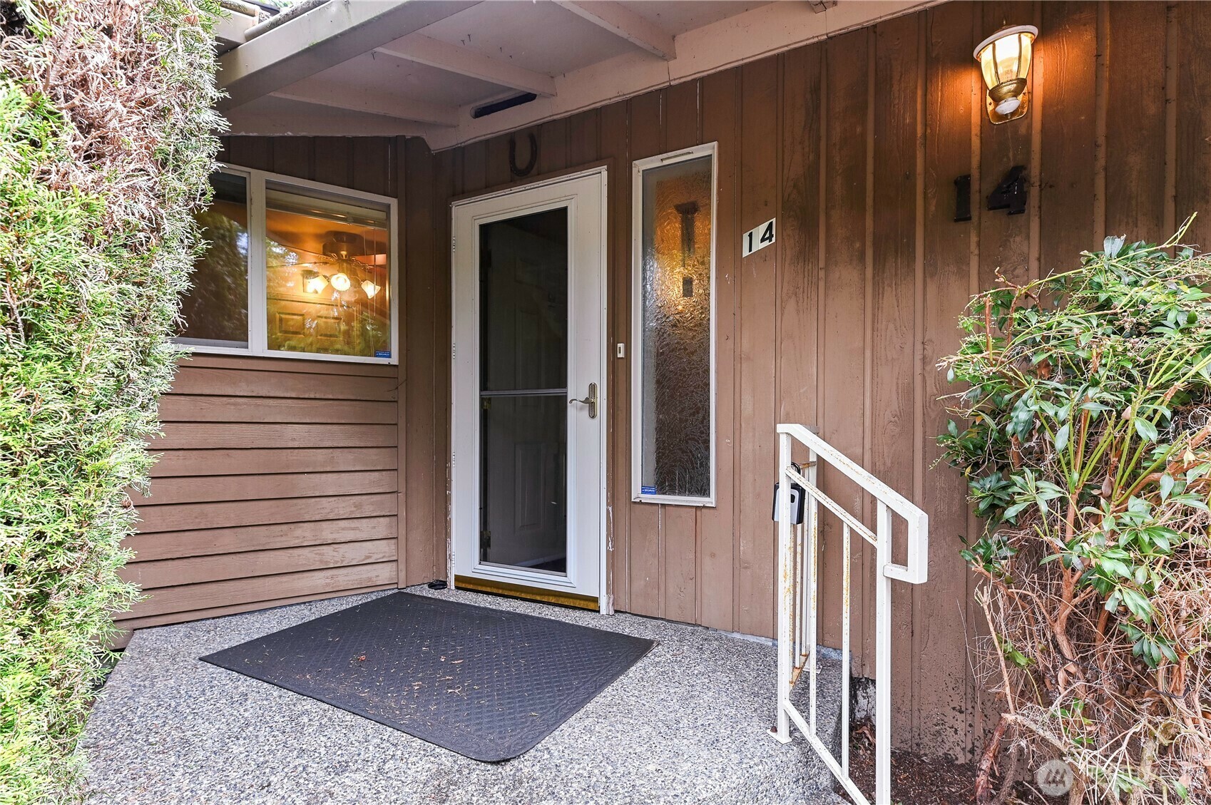 Property Photo: 14 Makah Way WA 98257