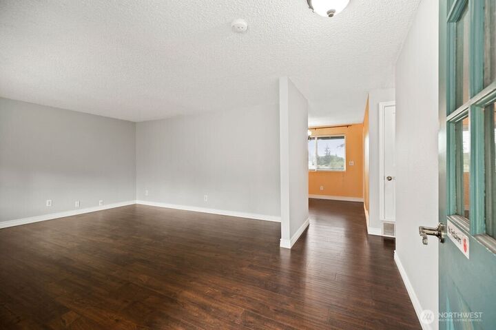 Property Photo: 17919 3rd Avenue NE WA 98223
