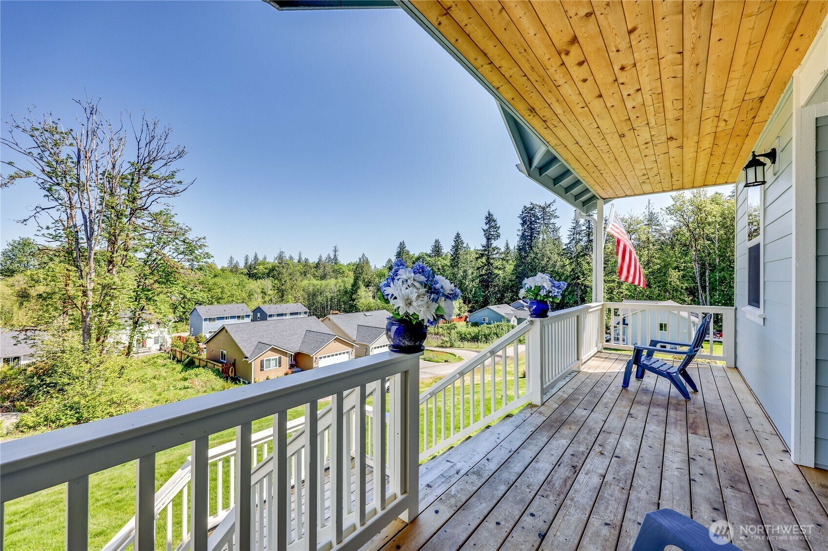 Property Photo: 7058 E Nightingale Street WA 98366
