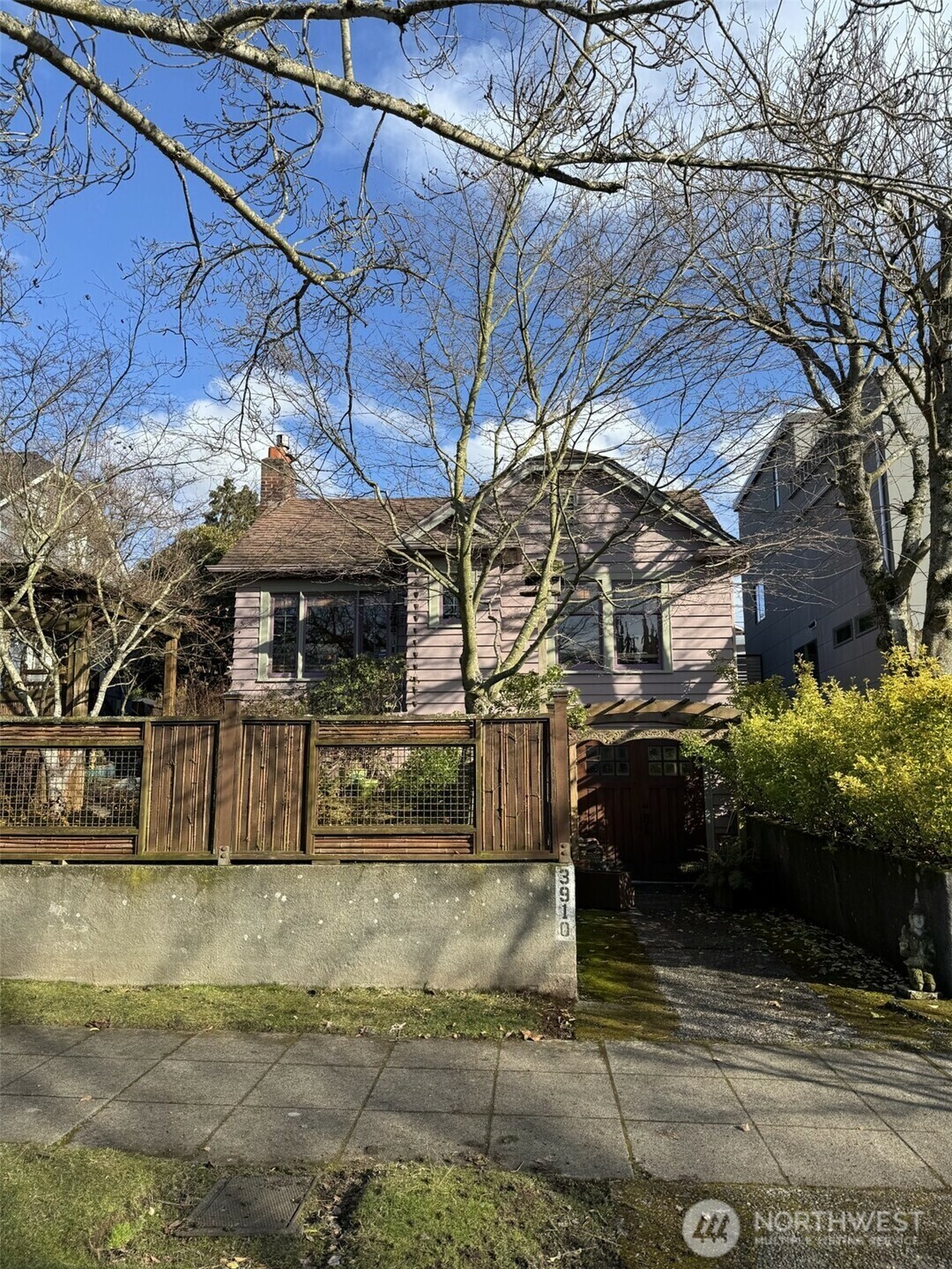 Property Photo: 3910 42nd Avenue SW WA 98116