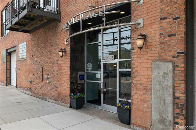Property Photo: 2003 Brooklyn Street 401 MI 48226
