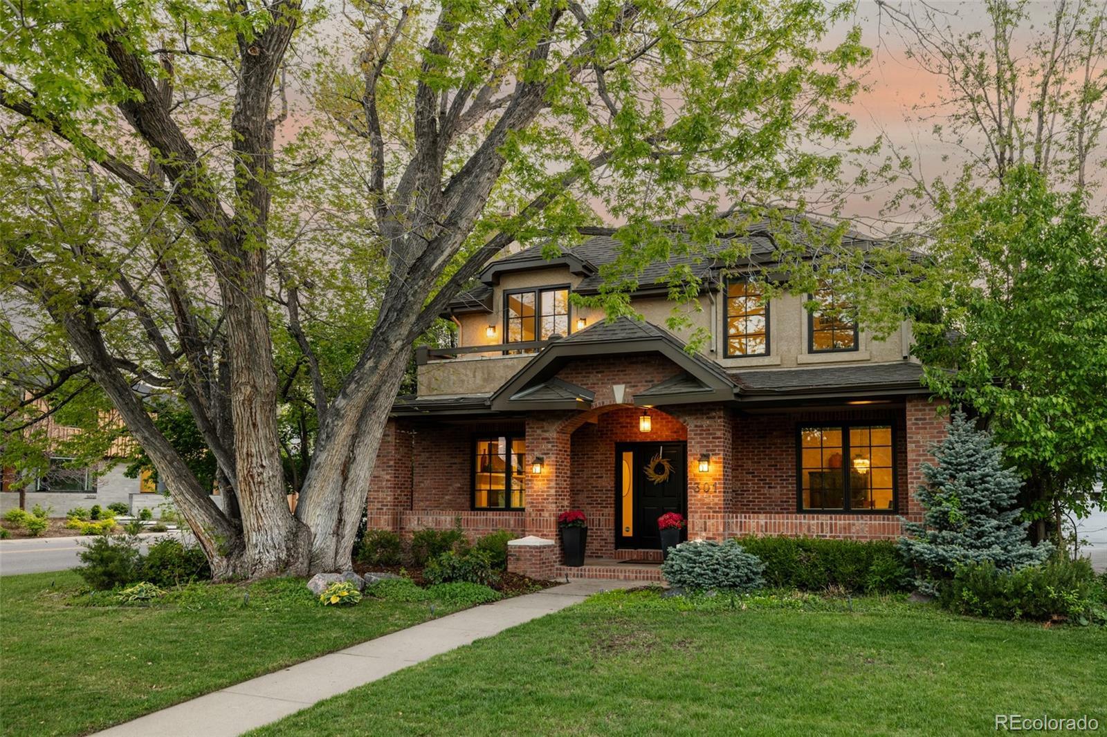 Property Photo: 301 Fairfax Street CO 80220