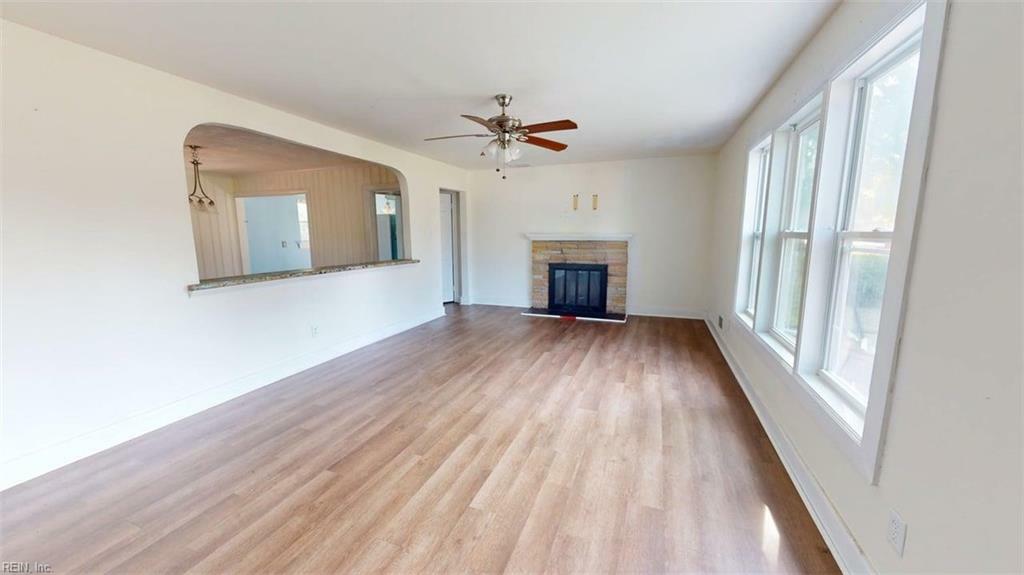 Property Photo: 4128 Sunkist Rd VA 23321