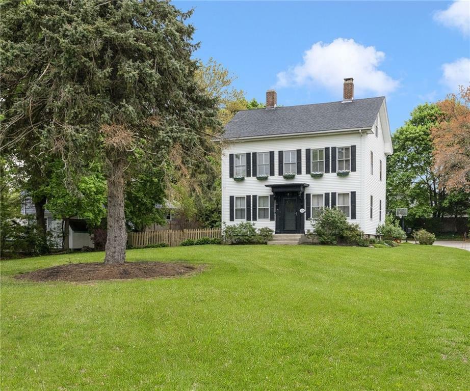 243 Maple Avenue  Barrington RI 02806 photo