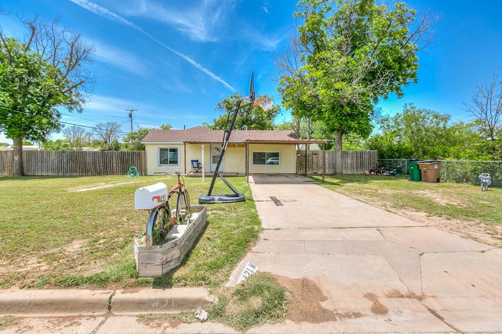 421 N Archer St  San Angelo TX 76903 photo