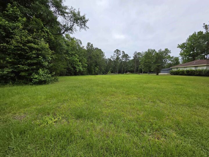Property Photo: 855 Knupple Rd TX 77656