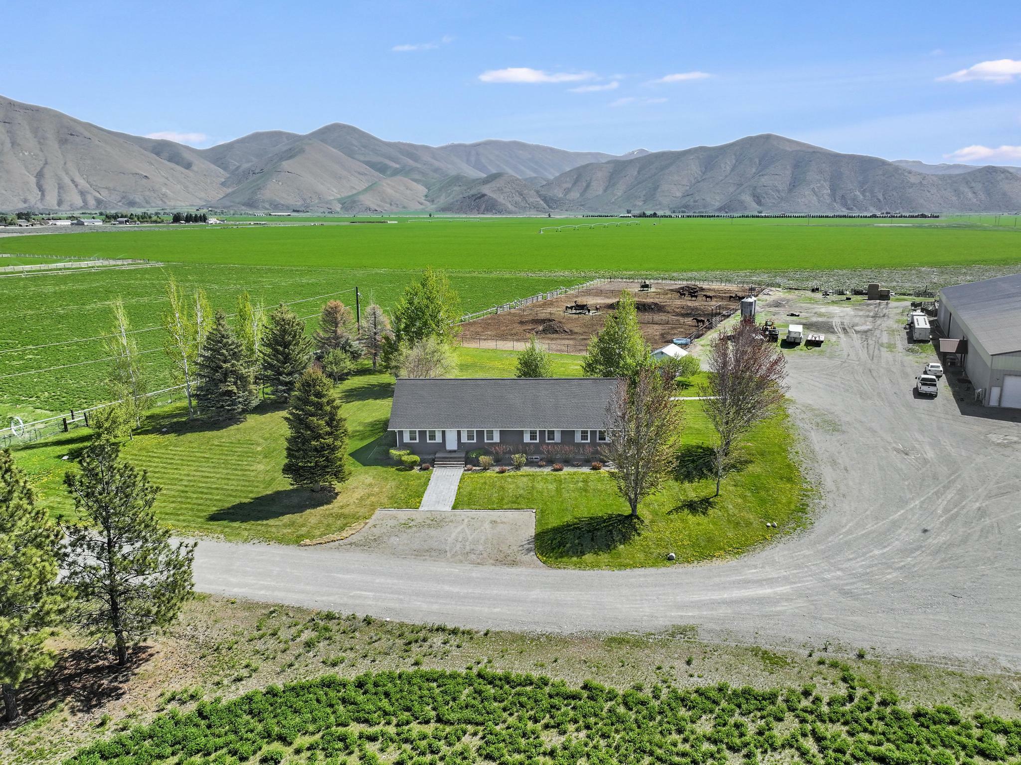 Property Photo: 10727 State Highway 75 ID 83313