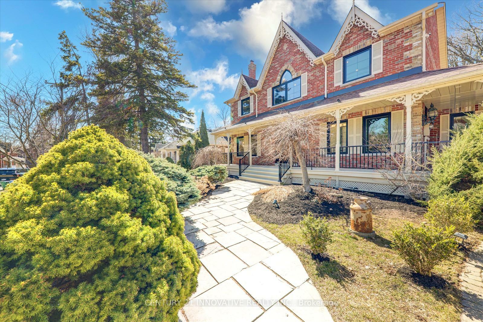 Photo de la propriété: 42 Peter Street ON L3P 2A6