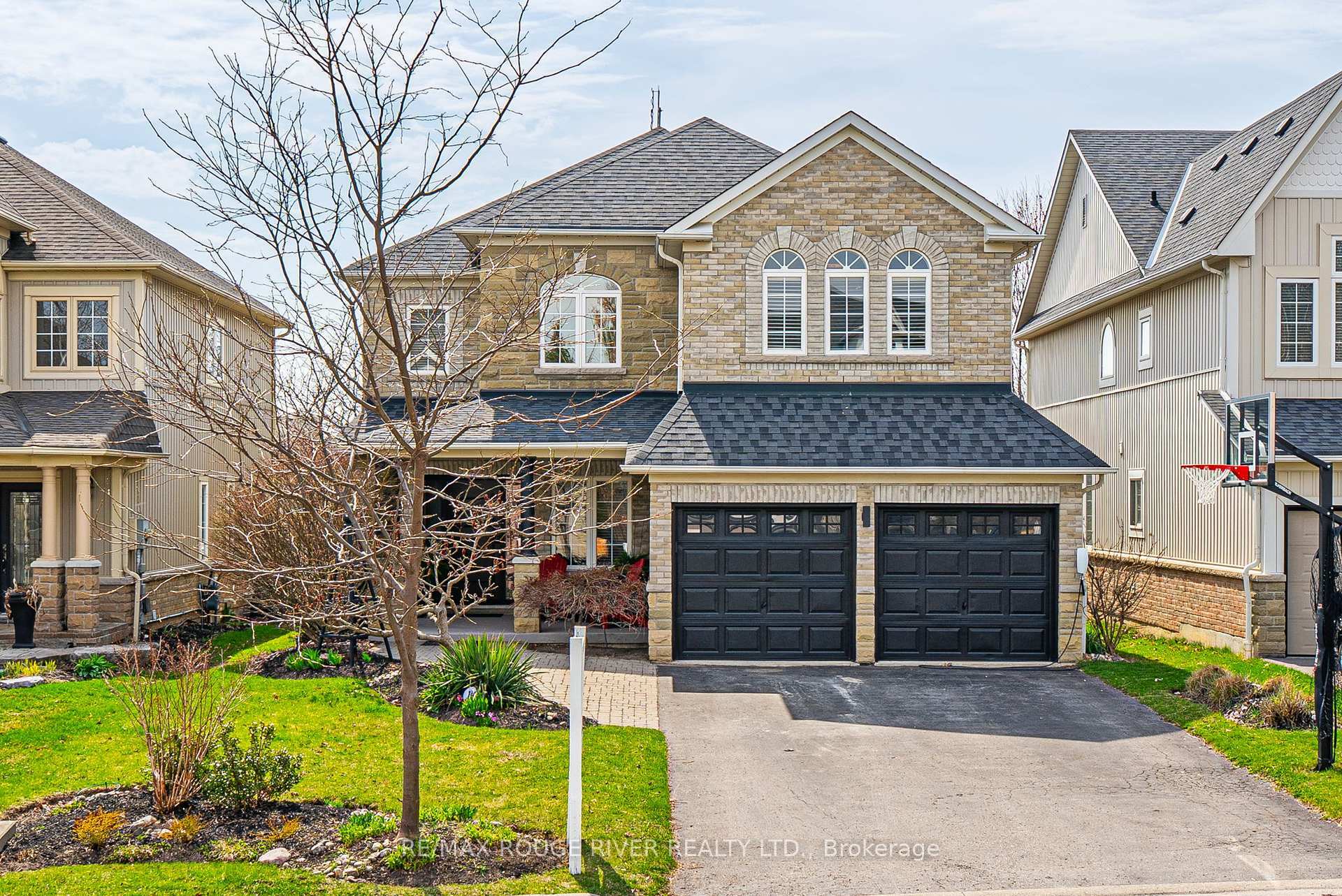 Property Photo: 14 Mackey Drive ON L1P 1P5