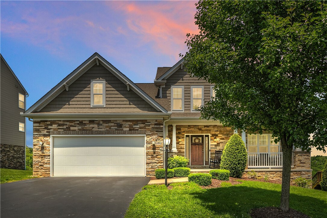 Property Photo: 119 Buckingham Dr PA 15237