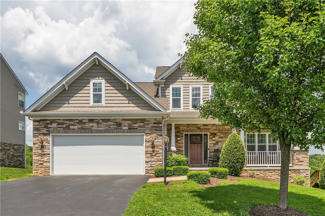 Property Photo: 119 Buckingham Dr PA 15237