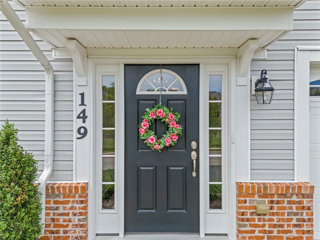 Property Photo: 149 Shoreline Drive PA 15317