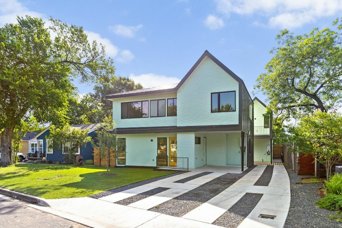 Property Photo: 2903 Breeze Terrace 1 TX 78722