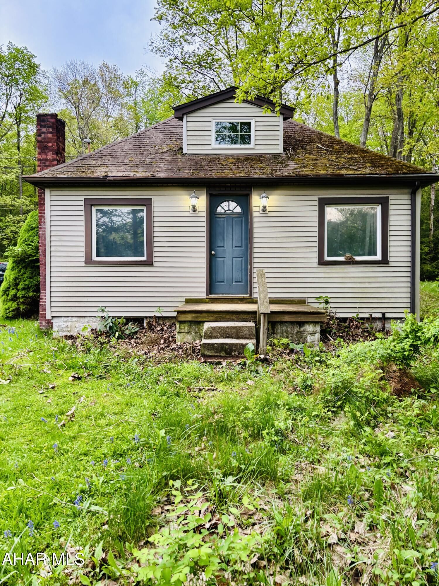 Property Photo: 993 Clearfield Valley Boulevard PA 16636