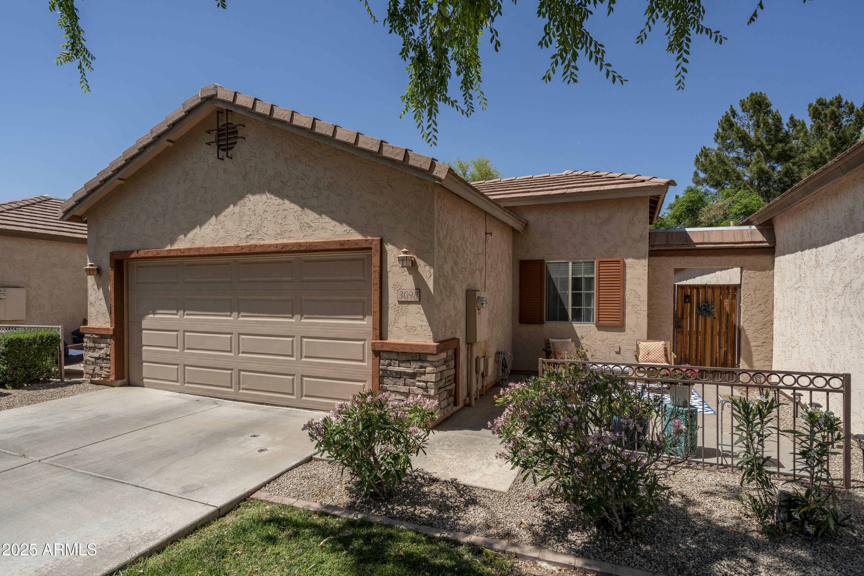 3098 E Stottler Drive  Gilbert AZ 85296 photo