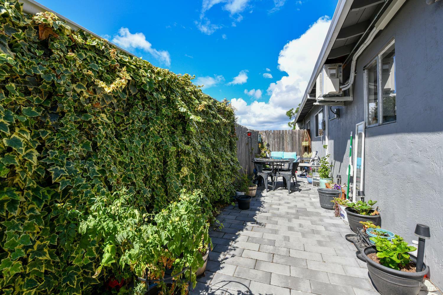 Property Photo: 1109 1111 Willow Avenue CA 94559