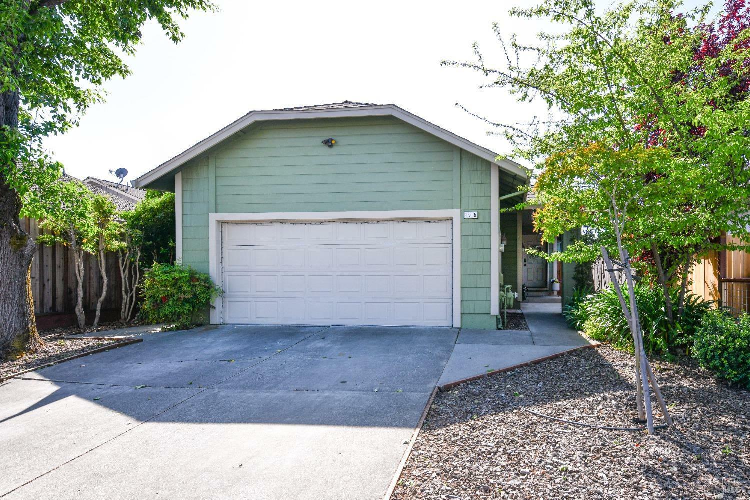 Property Photo: 1915 Waltzer Road CA 95403