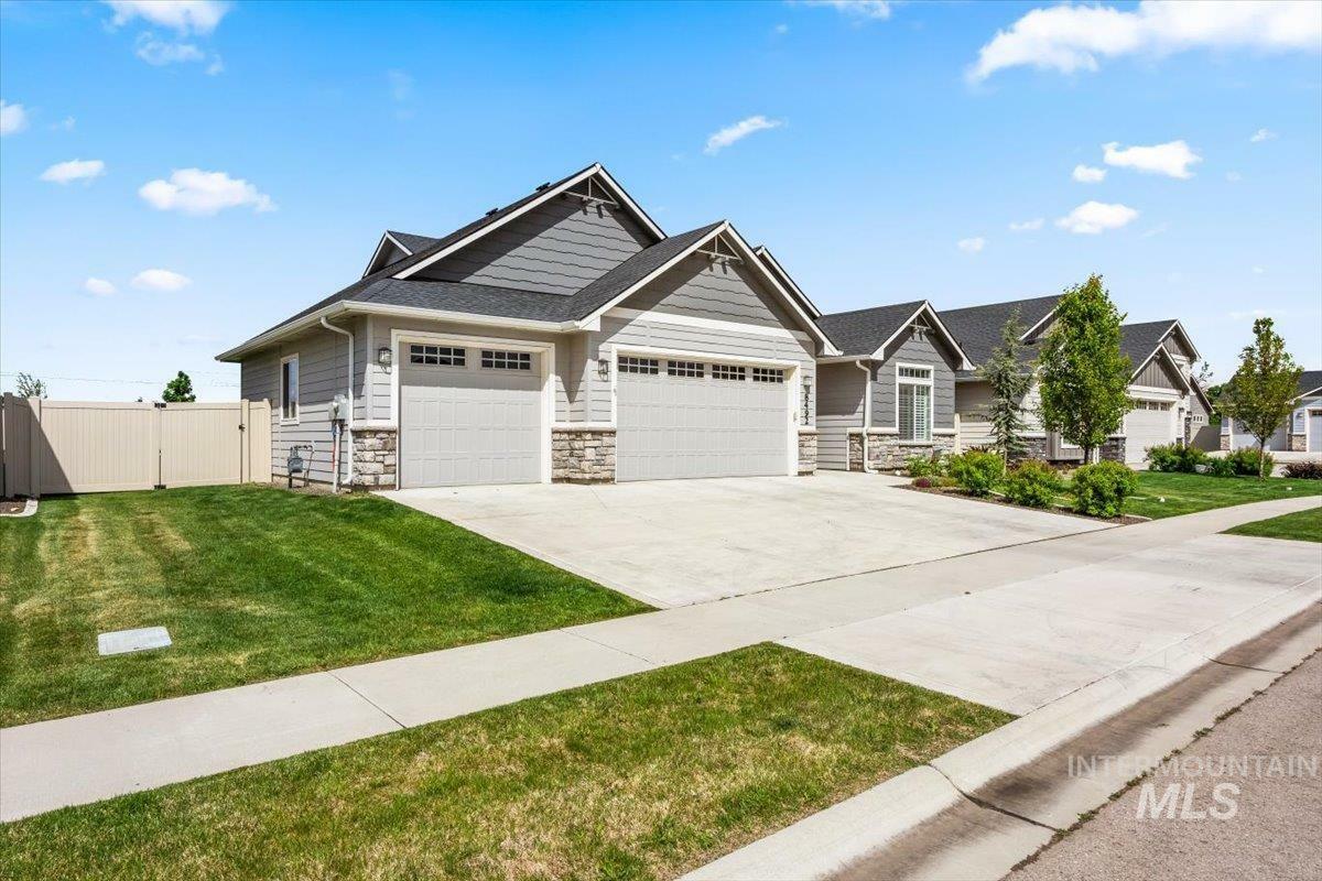 Property Photo: 8492 E Drover Loop ID 83687