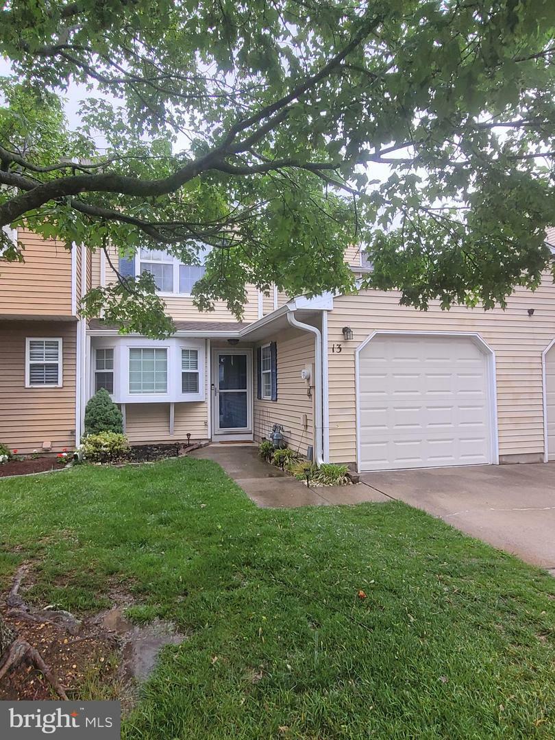 Property Photo: 13 Amherst Court NJ 08505