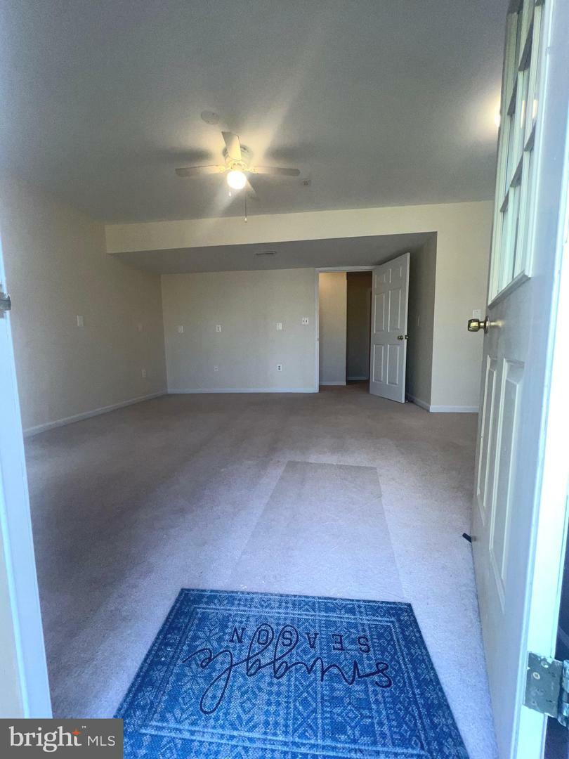 Property Photo: 9241 Greenshire Drive VA 20111