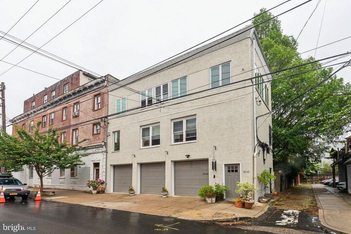 Property Photo: 1010 Catharine Street PA 19147