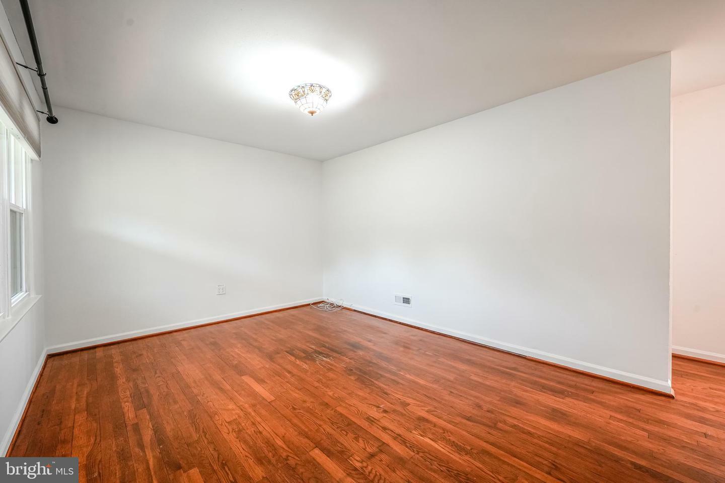 Property Photo: 3391 Bristol Court VA 22193