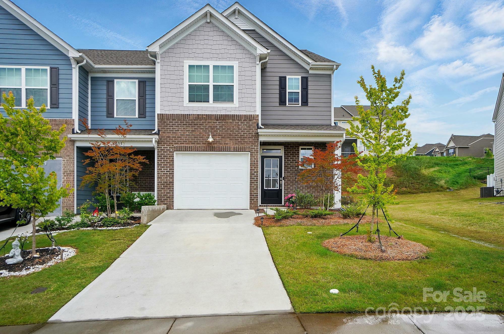 6037 Chelsea Oaks Ridge 77  Tega Cay SC 29708 photo
