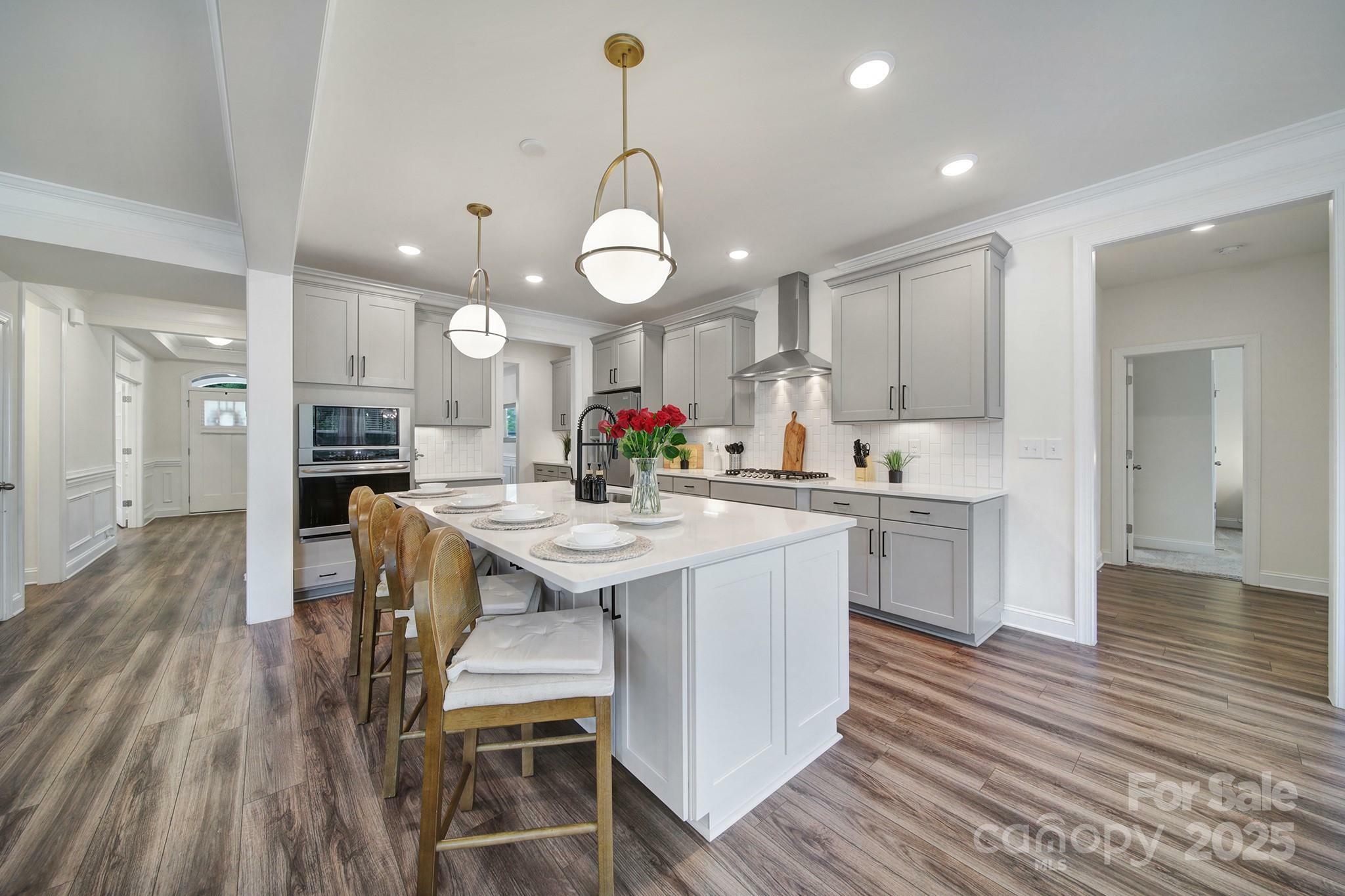 Property Photo: 13222 Fiore Place NC 28078