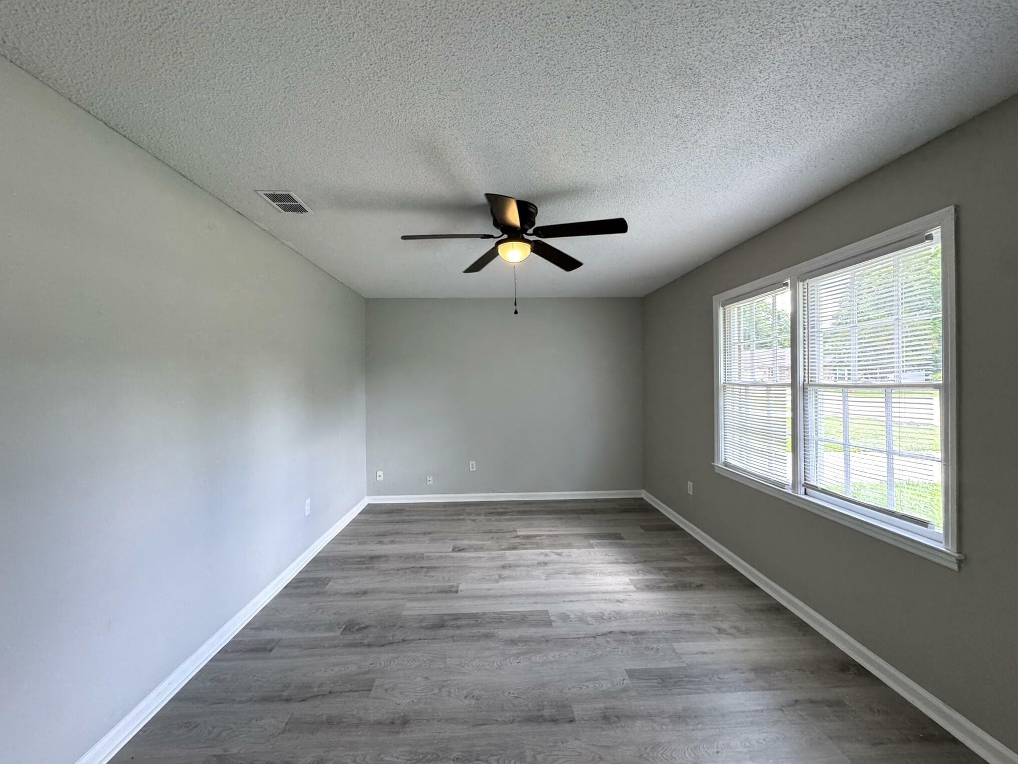 Property Photo: 1102 Hampton Court SC 29486
