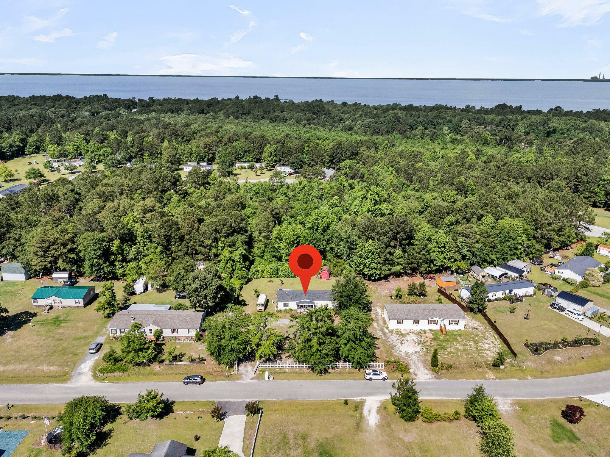 Property Photo: 454 Pooshee Plantation Way SC 29431