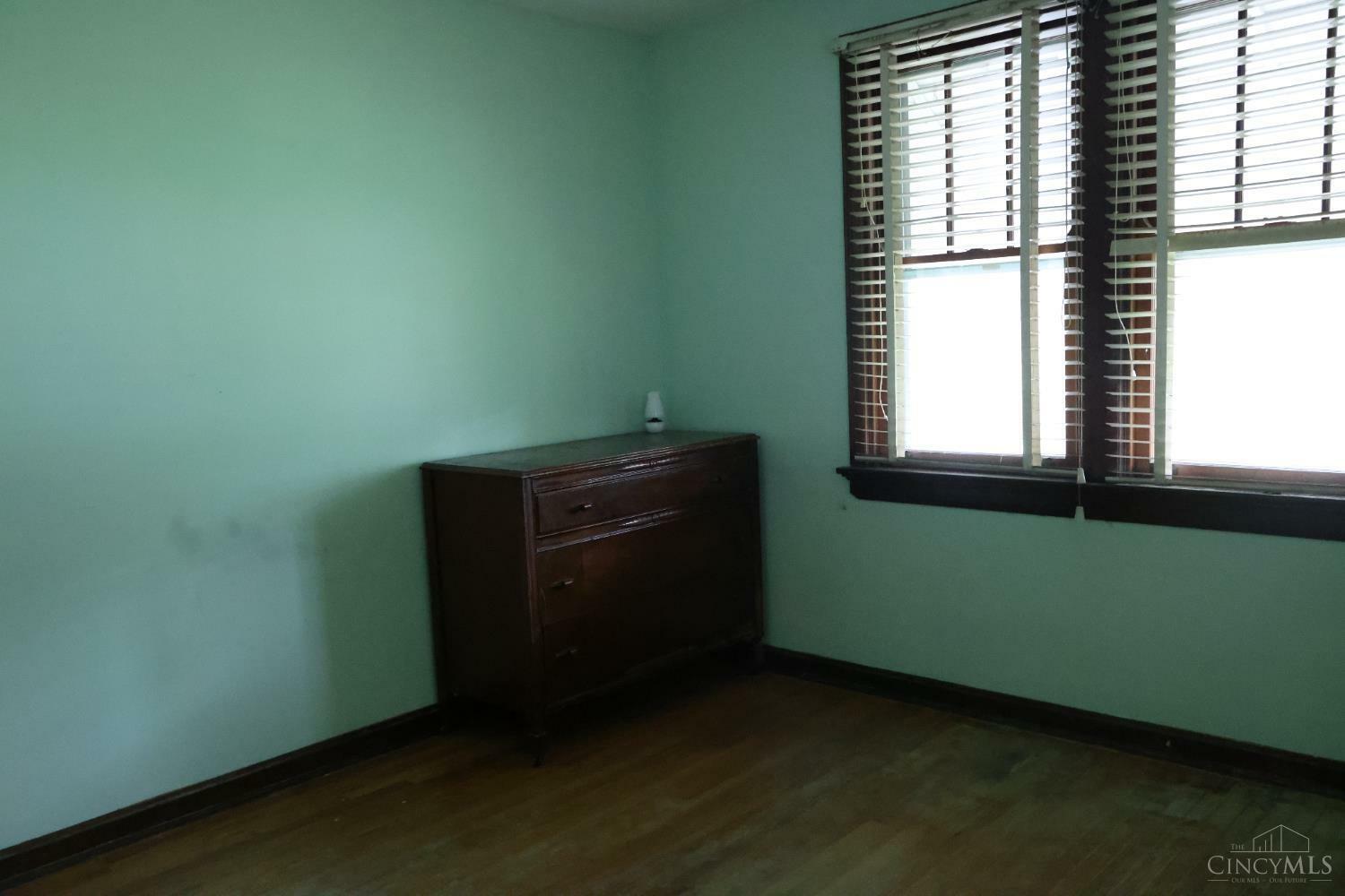 Property Photo: 1916 Waltham Avenue OH 45239