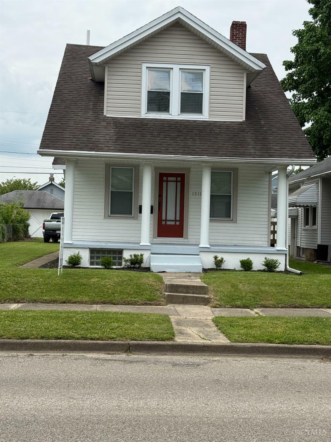 Property Photo: 1311 Vanderveer Avenue OH 45011