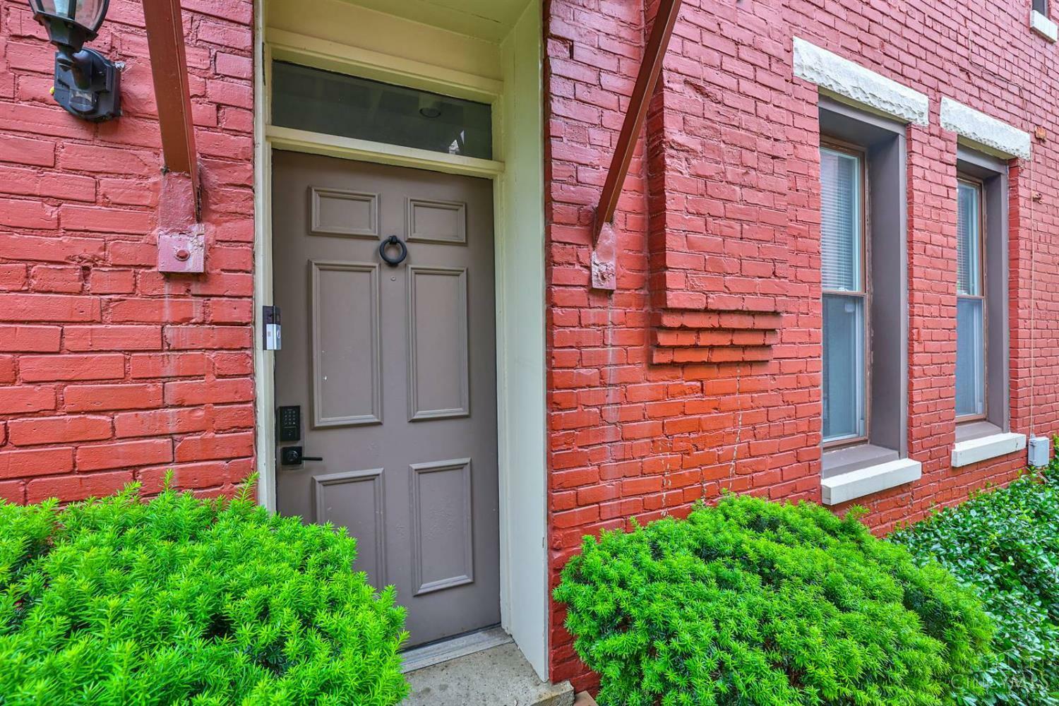 Property Photo: 989 Paradrome Street OH 45202