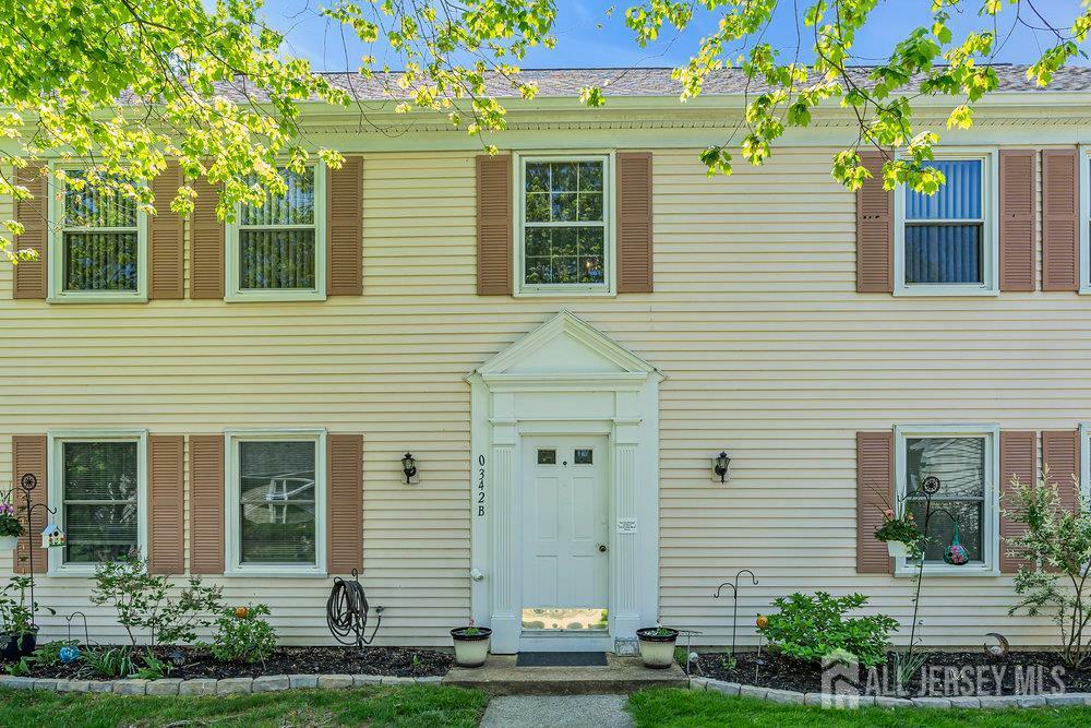 Property Photo: 342 Narragansett Lane O NJ 08831