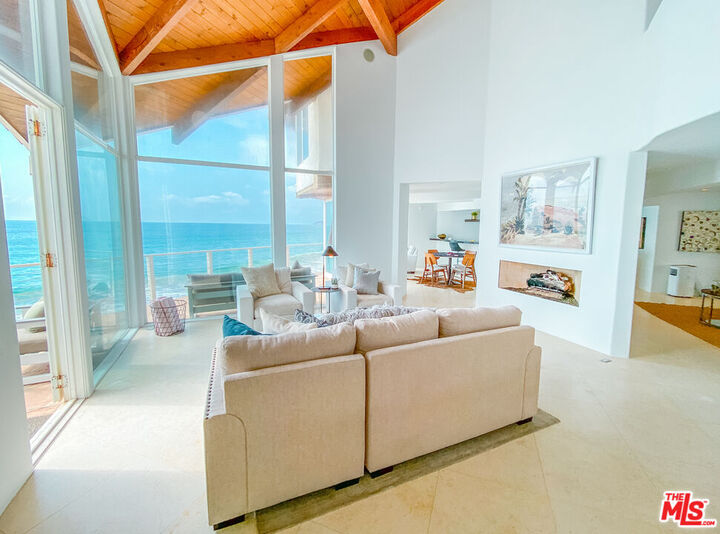 Property Photo: 27112 Malibu Cove Colony Dr CA 90265