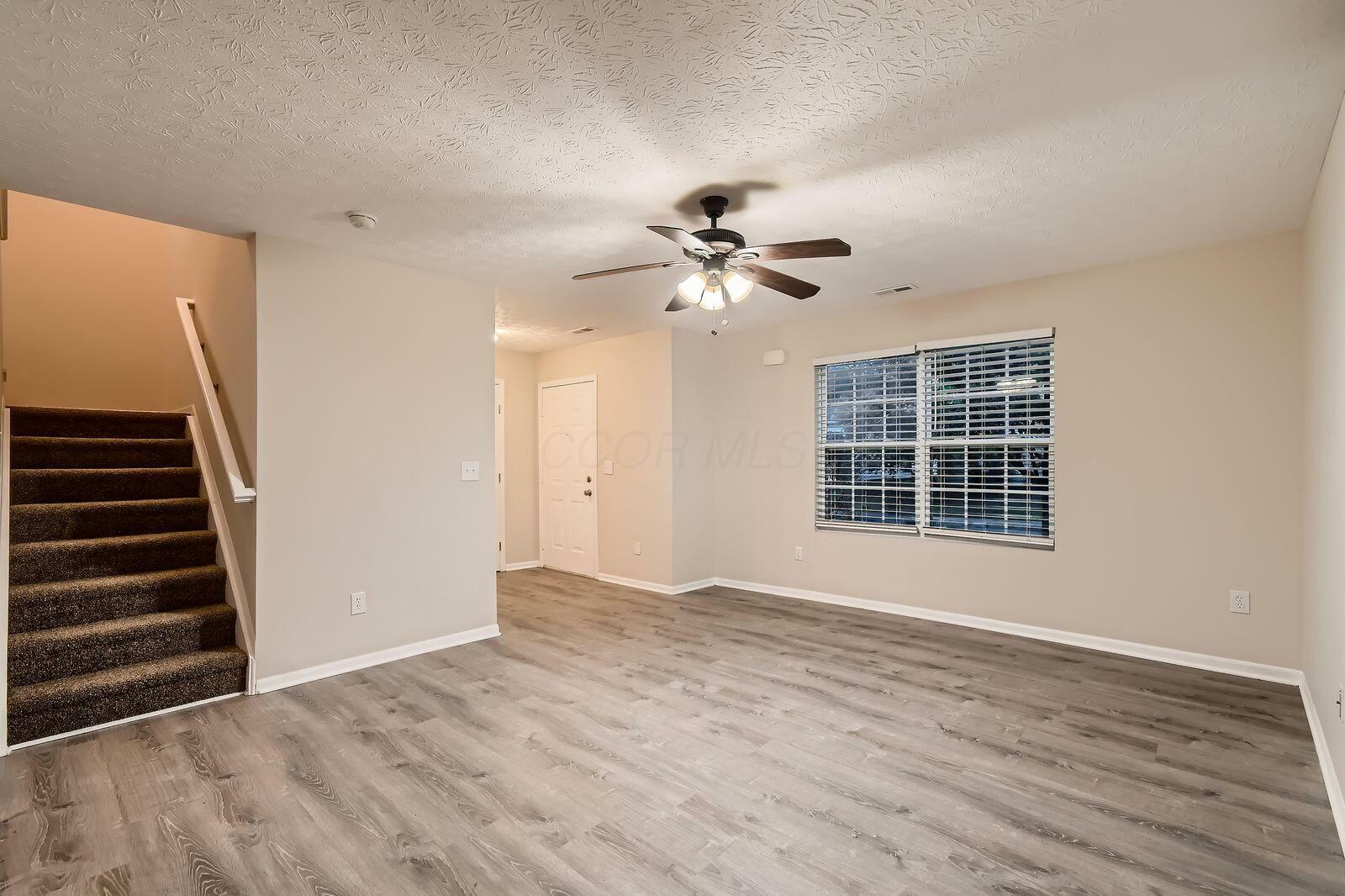 Property Photo:  3983 Summerstone Drive  OH 43230 