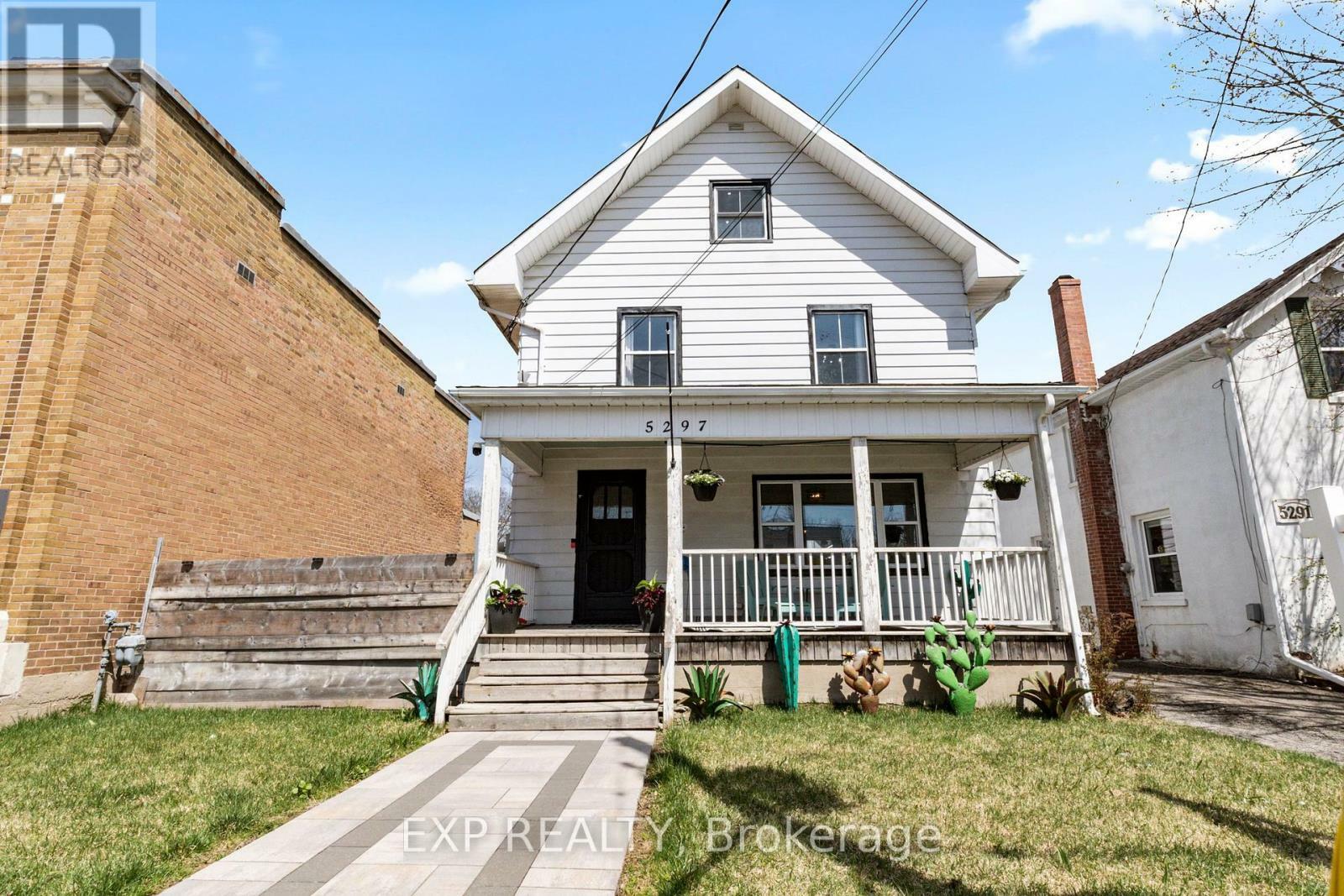 Property Photo: 5297 Main Street ON L0B 1M0