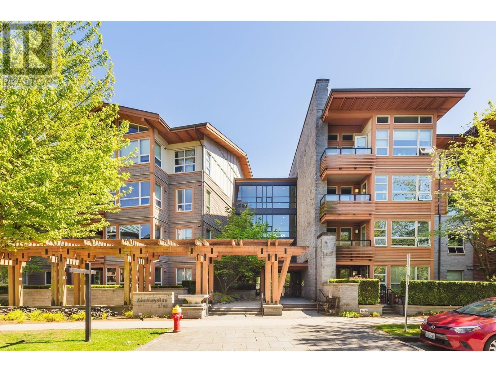 Property Photo:  5788 Birney Ave Avenue  BC V6S 0A2 