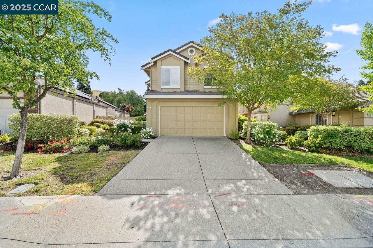 Property Photo: 240 Glasgow Circle CA 94526