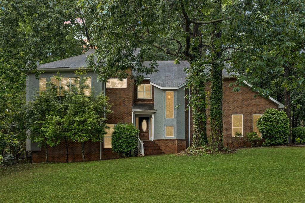 Property Photo: 175 River Run GA 30075