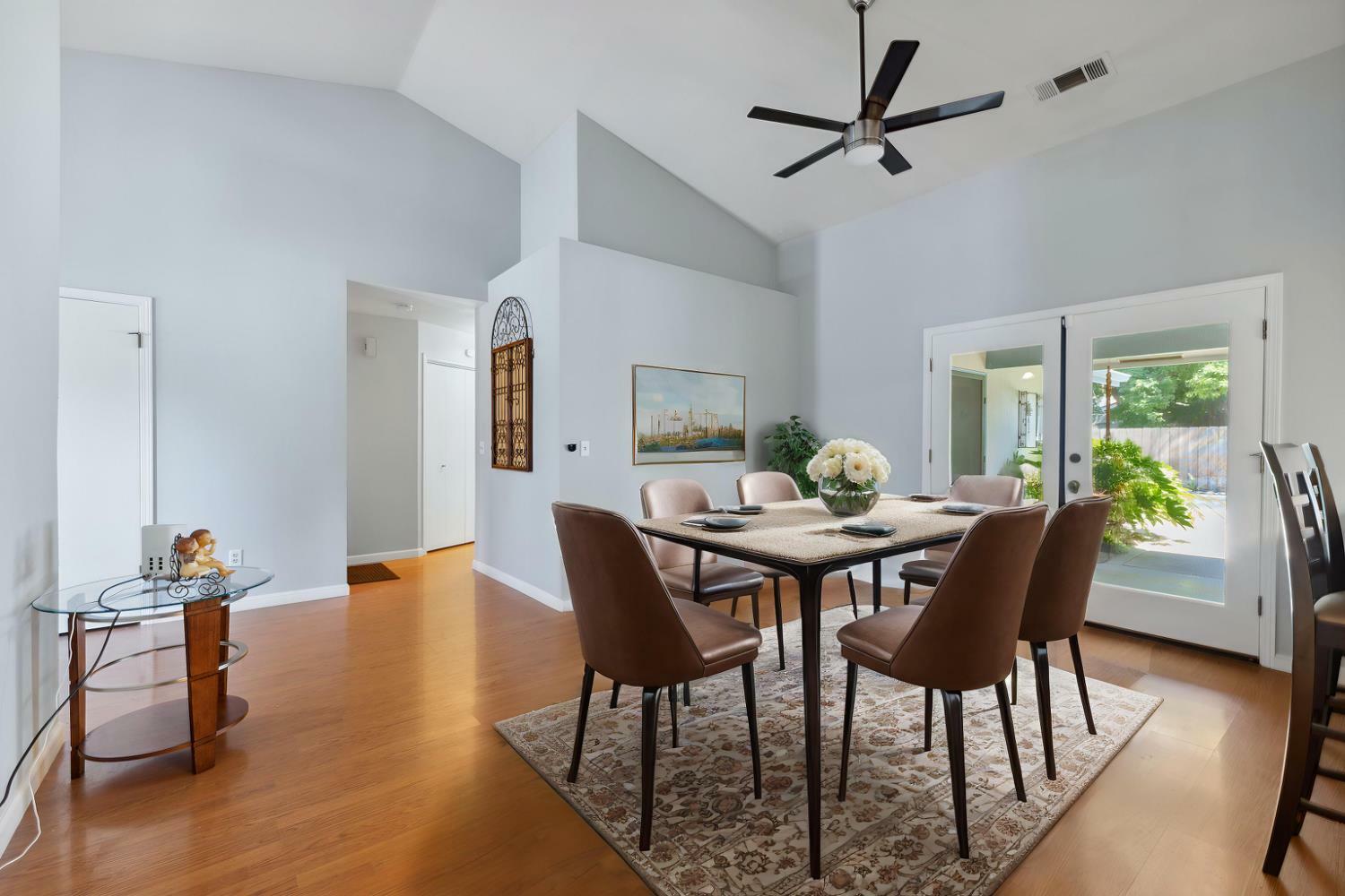 Property Photo: 2728 W Hemlock Court CA 93277