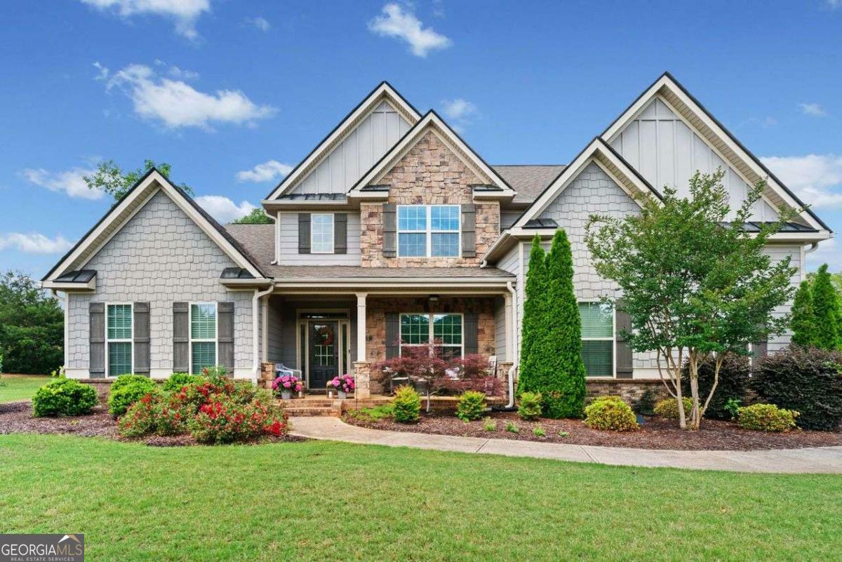 Property Photo: 161 Archstone Square GA 30253
