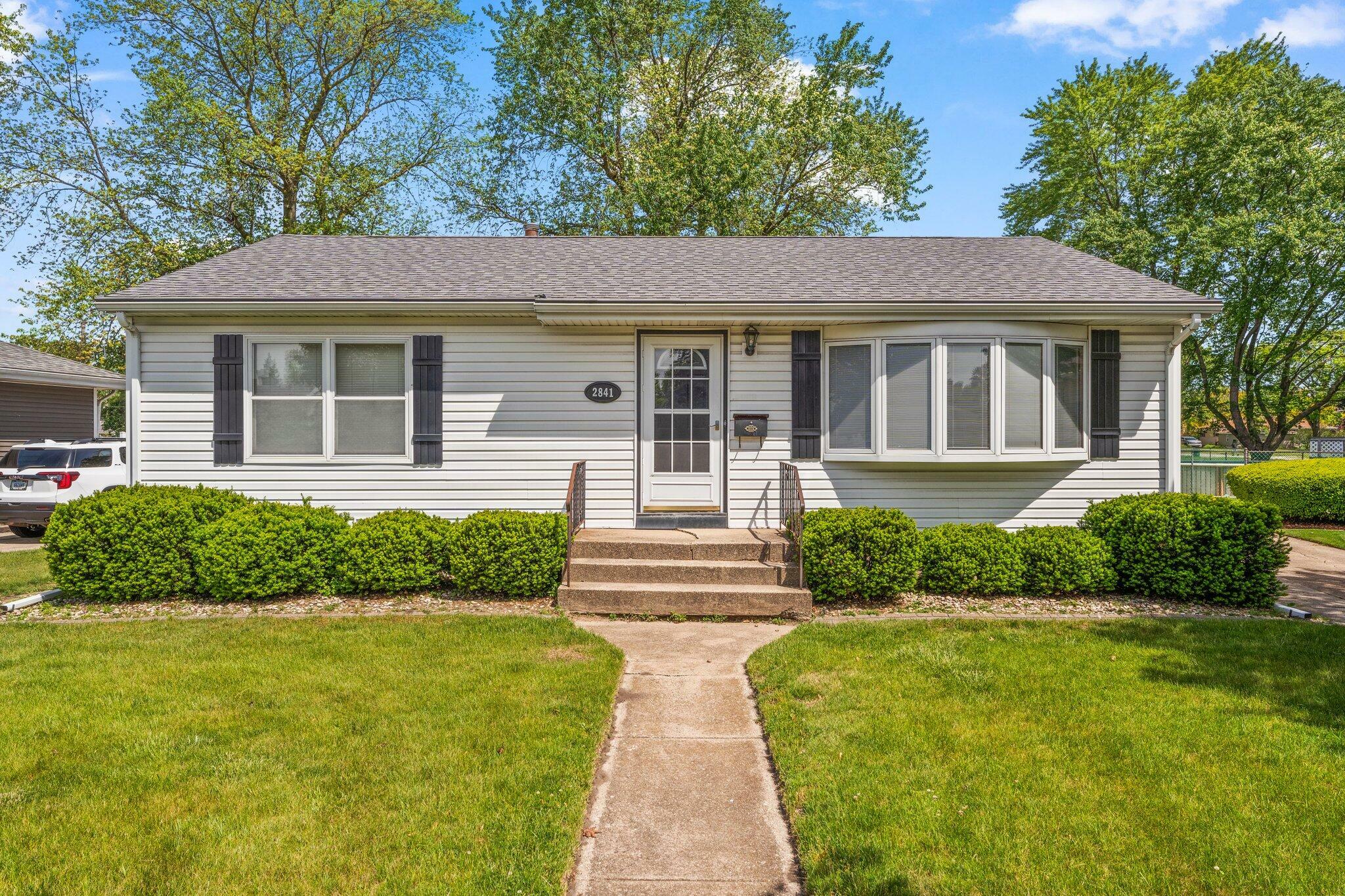 Property Photo: 2841 37th Place IN 46322