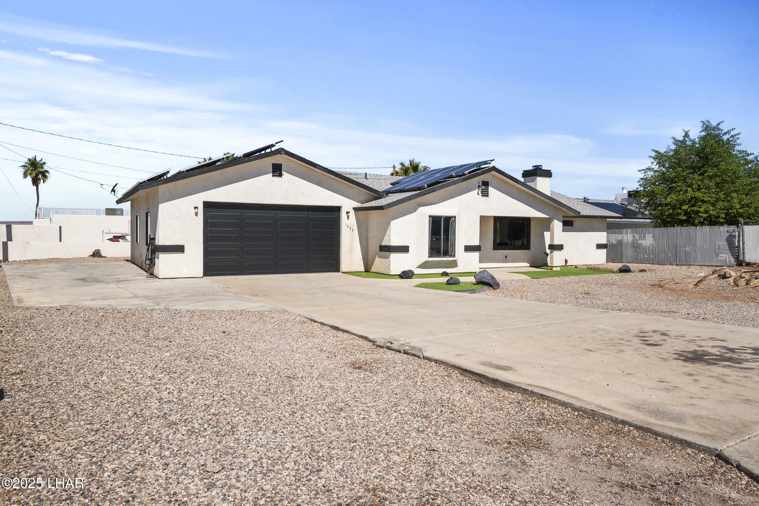 Property Photo:  1629 Topaz Dr  AZ 86403 