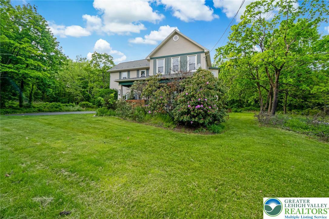 Property Photo: 560 W Center Street PA 18091