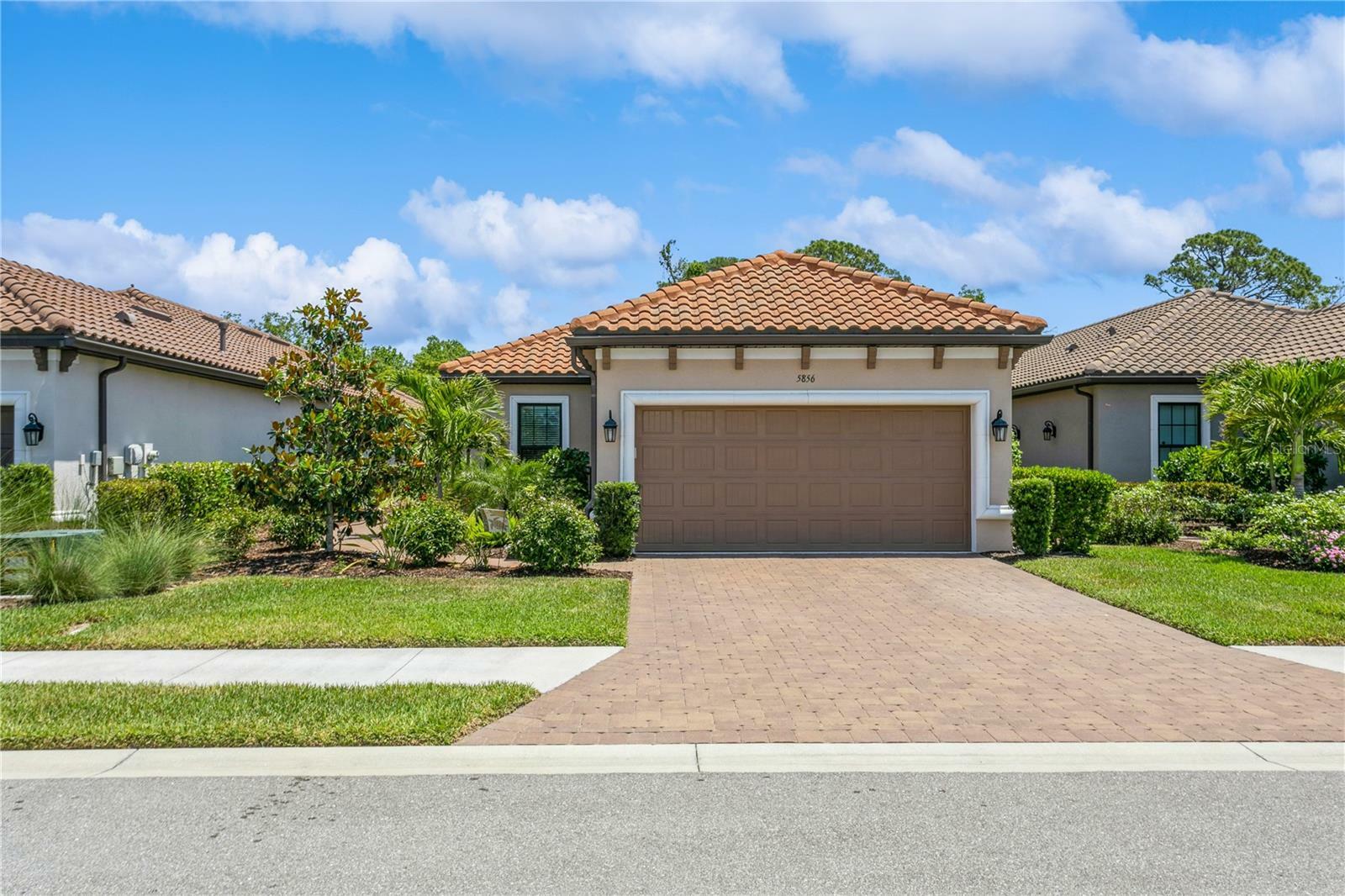 Property Photo: 5856 Semolino Street FL 34275