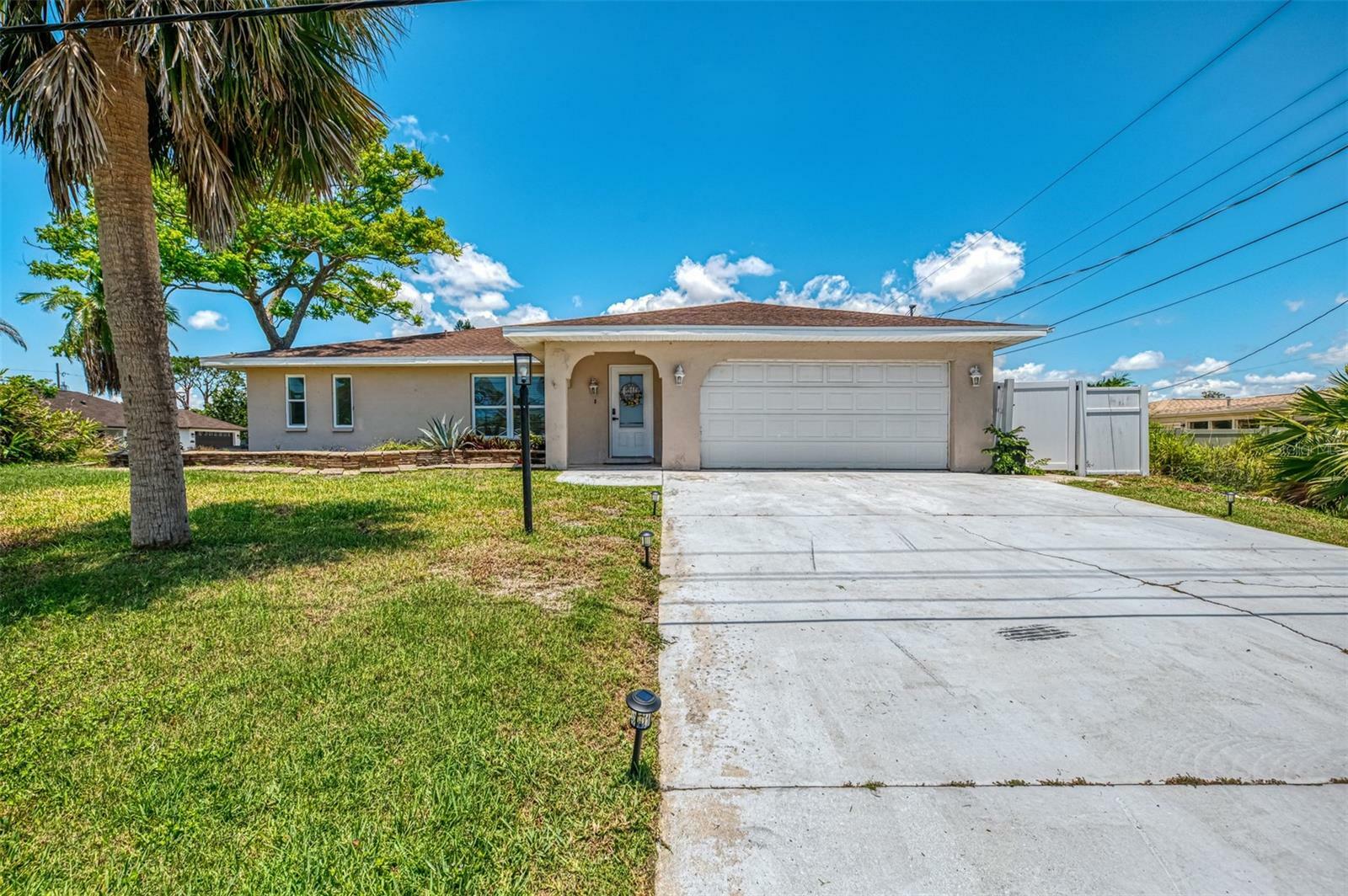 Property Photo: 4321 Shamrock Drive FL 34293