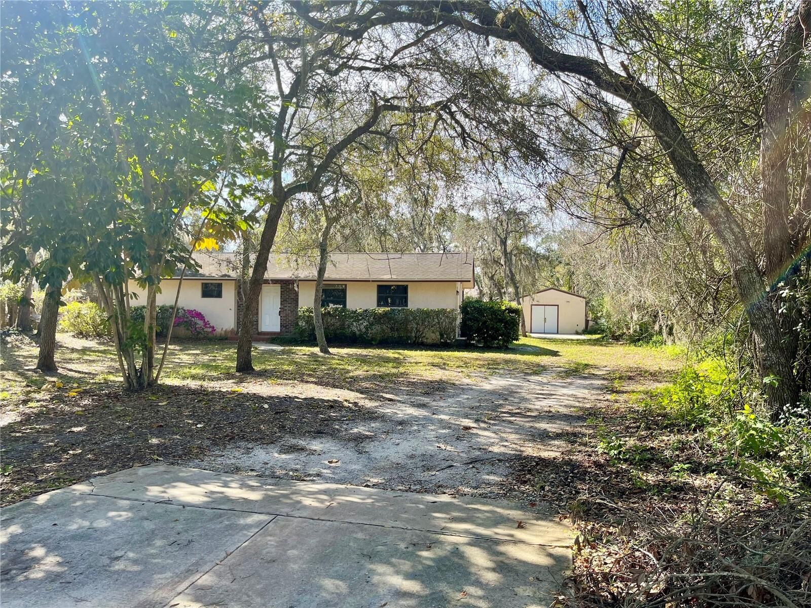 Property Photo: 285 W 2nd Street FL 32766