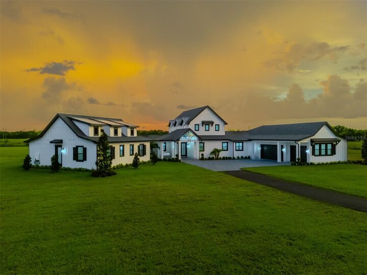Property Photo: 3515 Powerline Road FL 33547