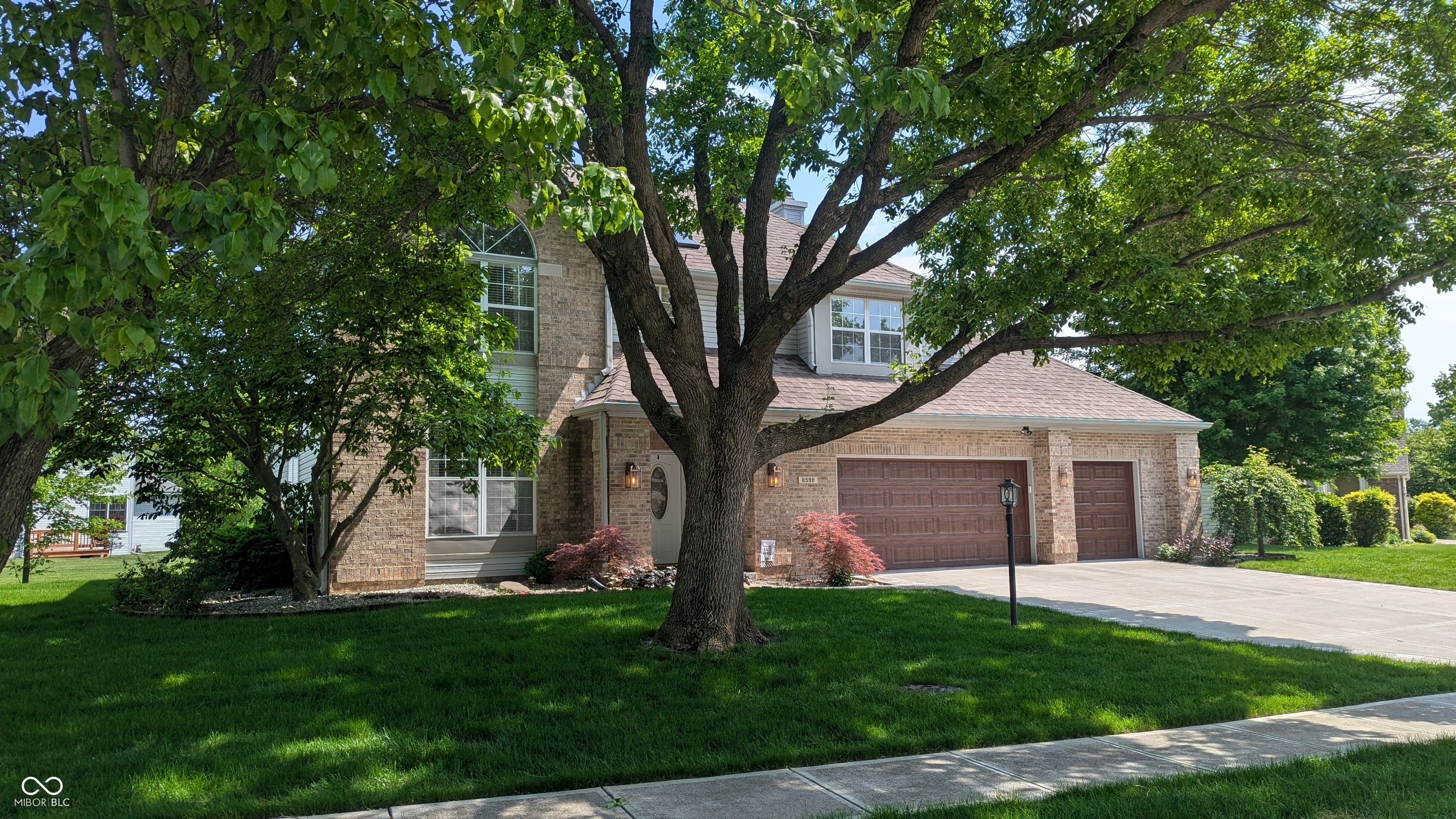 8598 Lantern Farms Drive  Fishers IN 46038 photo